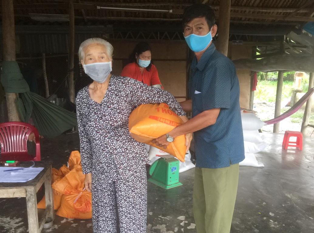 Bạc Liêu hoàn tất cấp phát gạo Chính phủ hỗ trợ người dân ảnh hưởng dịch COVID-19