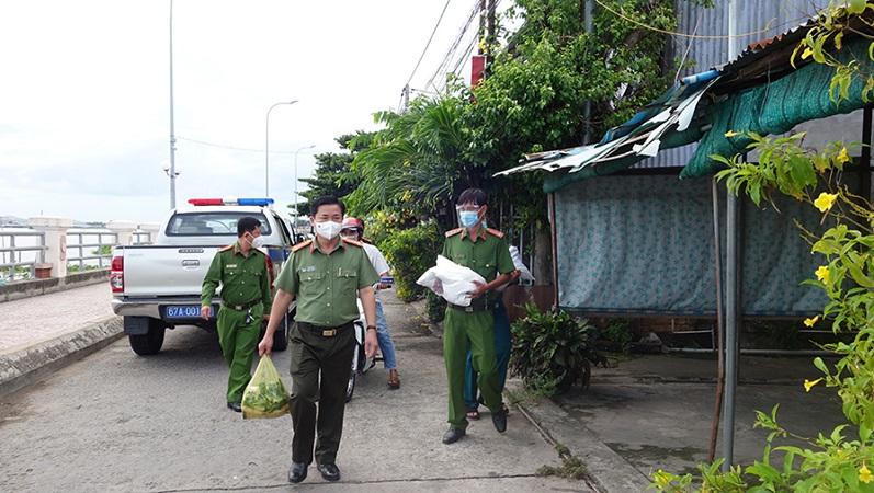 Chăm lo động viên người hoàn lương giữa đại dịch