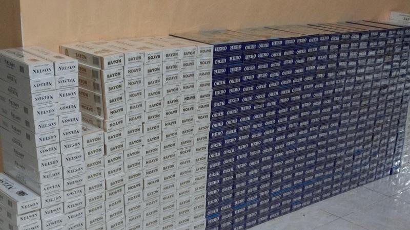 Mật phục thu giữ được 7.000 gói thuốc nhập lậu từ Campuchia