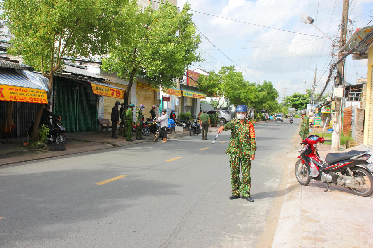 Bạc Liêu hạn chế cấp giấy đi đường, siết chặt ra/vào địa bàn thực hiện Chỉ thị 16