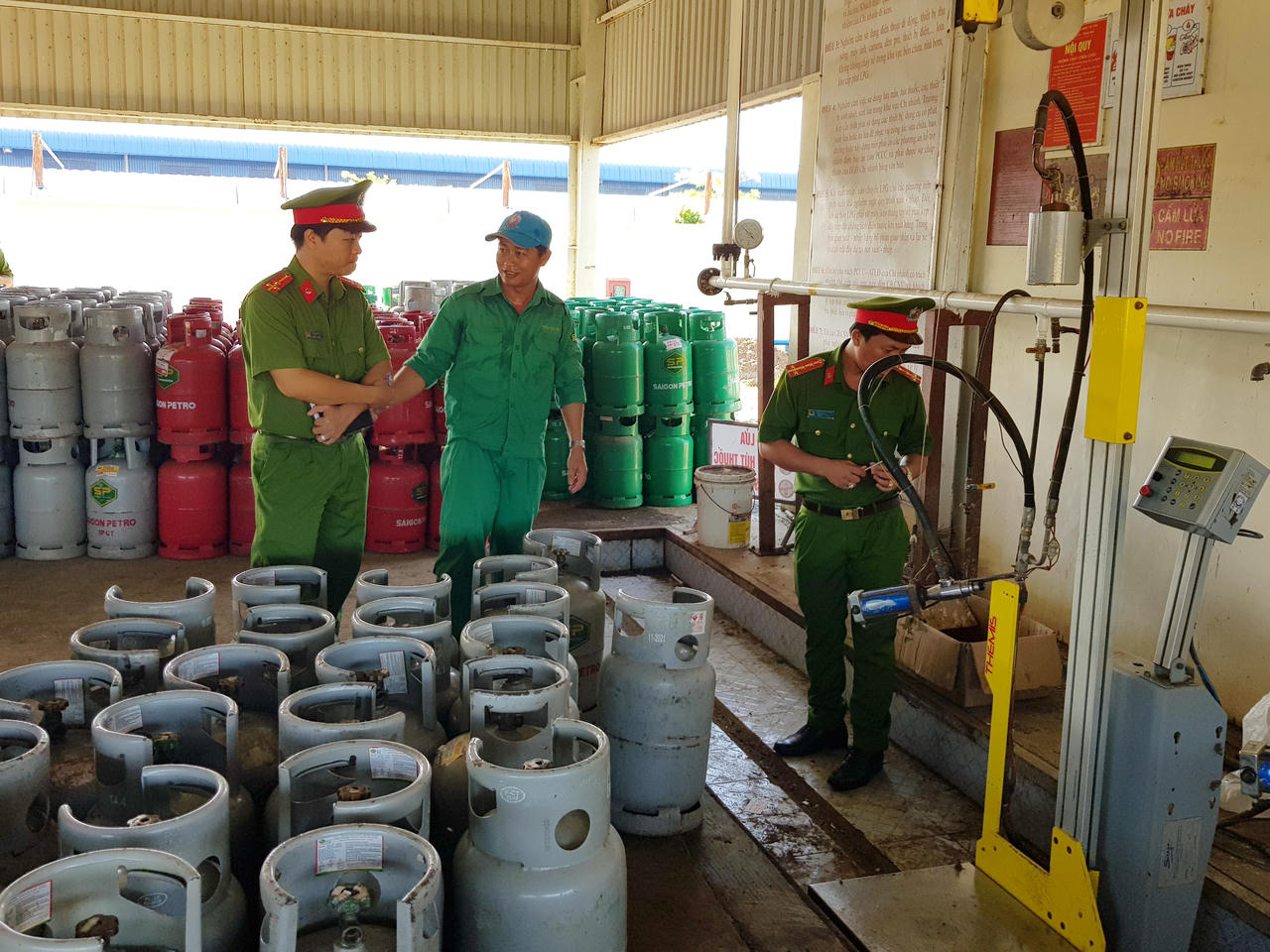 Cảnh sát PCCC và CNCH Công an tỉnh Bạc Liêu vững vàng trên trận tuyến chống “giặc” lửa