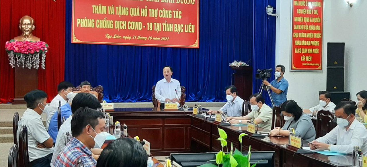 Bình Dương chia sẻ kinh nghiệm và hỗ trợ Bạc Liêu phòng, chống dịch COVID-19