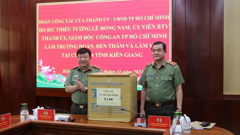 TP.HCM trân trọng sự hỗ trợ nghĩa tình của Kiên Giang trong những ngày tháng chống dịch khó khăn