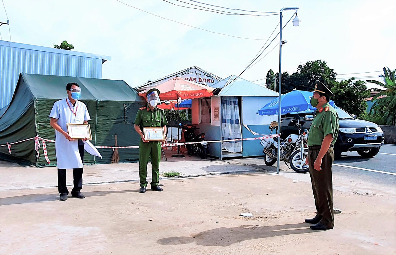 Chuyện về Đại úy Công an hơn chục lần trả tài sản cho người dân bị mất