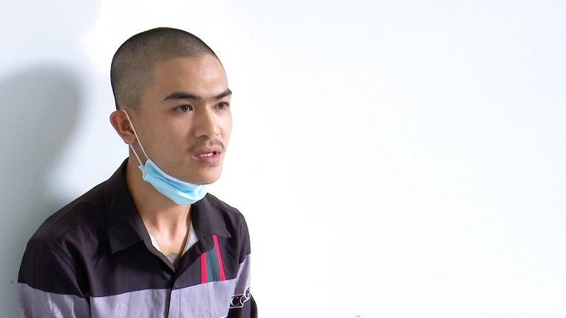 Cha rủ bạn nhậu về đánh con trai, bạn nhậu bị đâm trọng thương