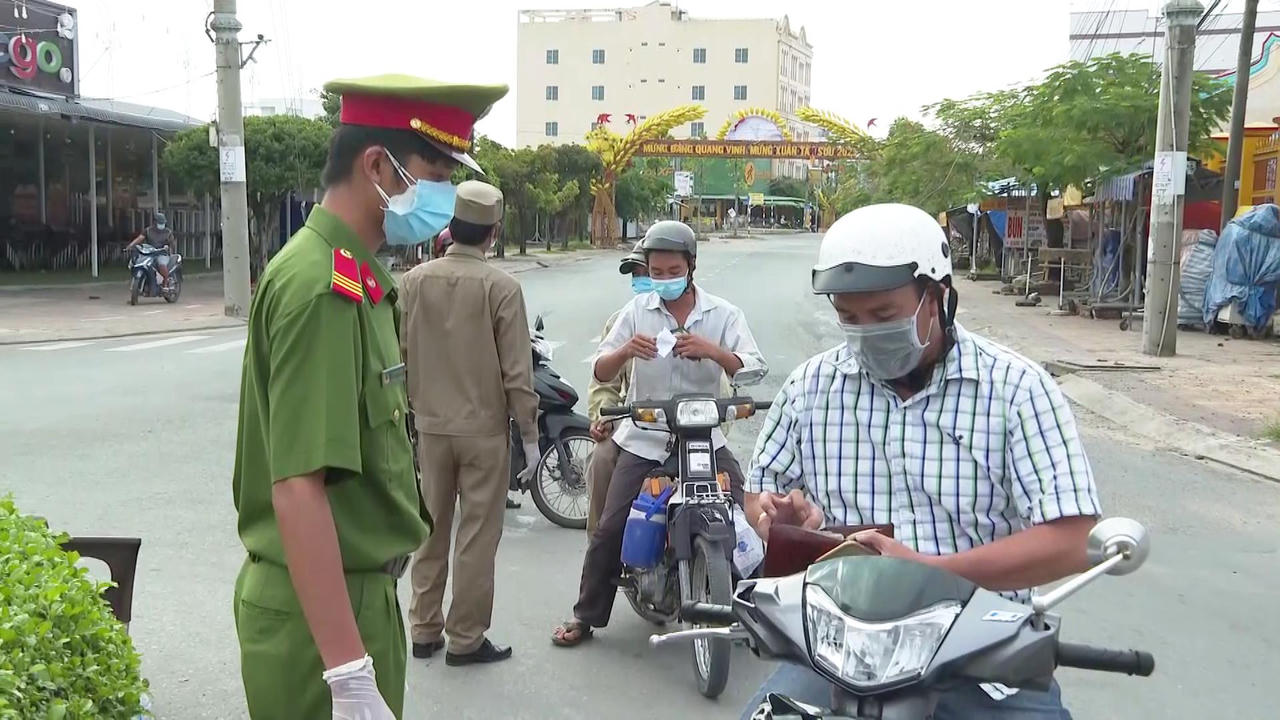 Cán bộ, công chức,lực lượng vũ trang tỉnh Bạc Liêu tăng cường công tác phòng, chống dịch