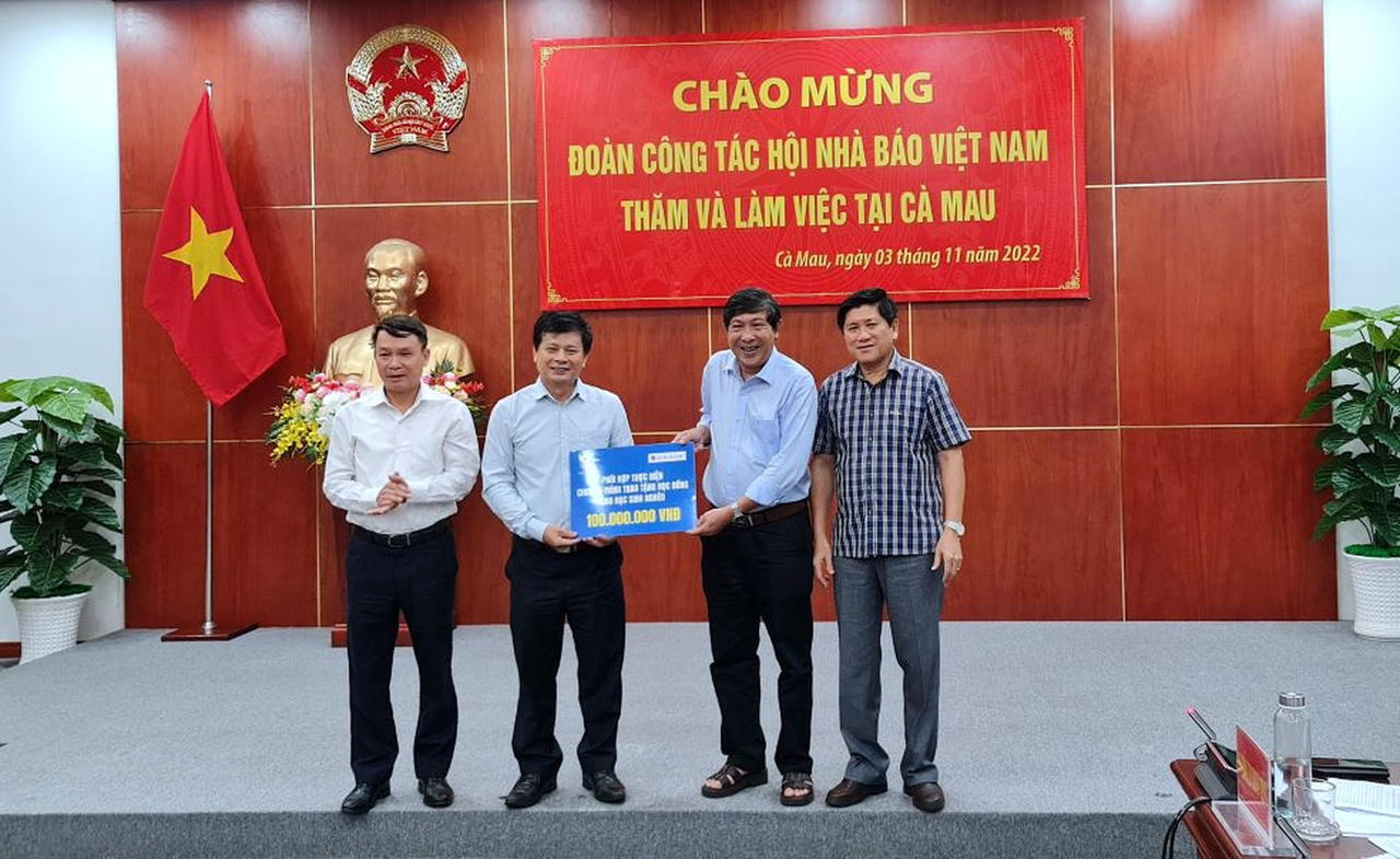 Báo chí Cà Mau thông tin kịp thời, đúng định hướng và nhân văn