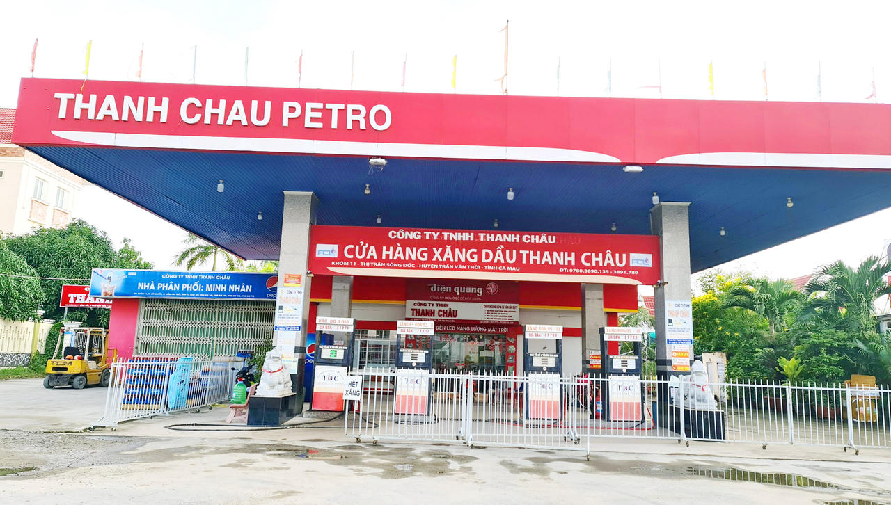 Kiểm tra cửa hàng xăng dầu 'lúc bán lúc không' ở Cà Mau