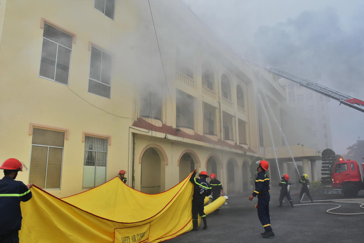 Đưa công tác phòng, chống cháy nổ đến với từng người dân