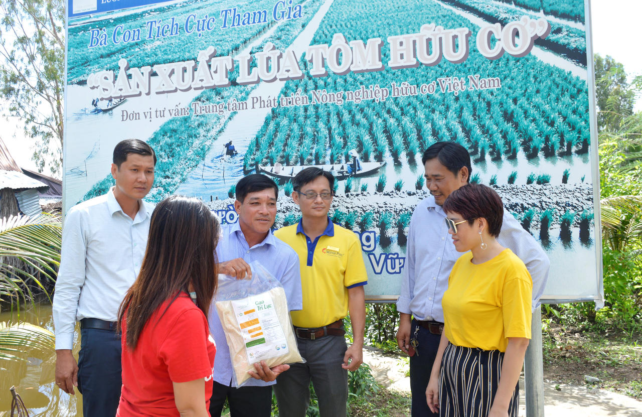 Nâng cao hiệu quả kinh tế hợp tác xã ở Cà Mau