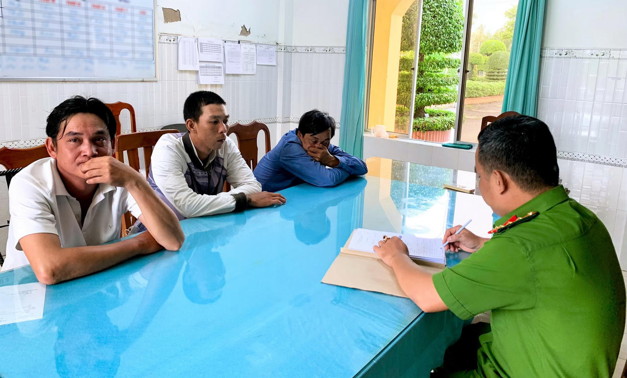 Bạc Liêu: Bắt quả tang nhóm đối tượng trộm chó