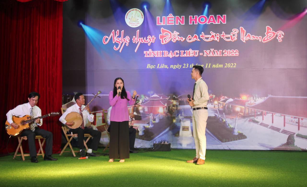 Đờn ca tài tử gắn bó máu thịt với đời sống người dân Nam Bộ