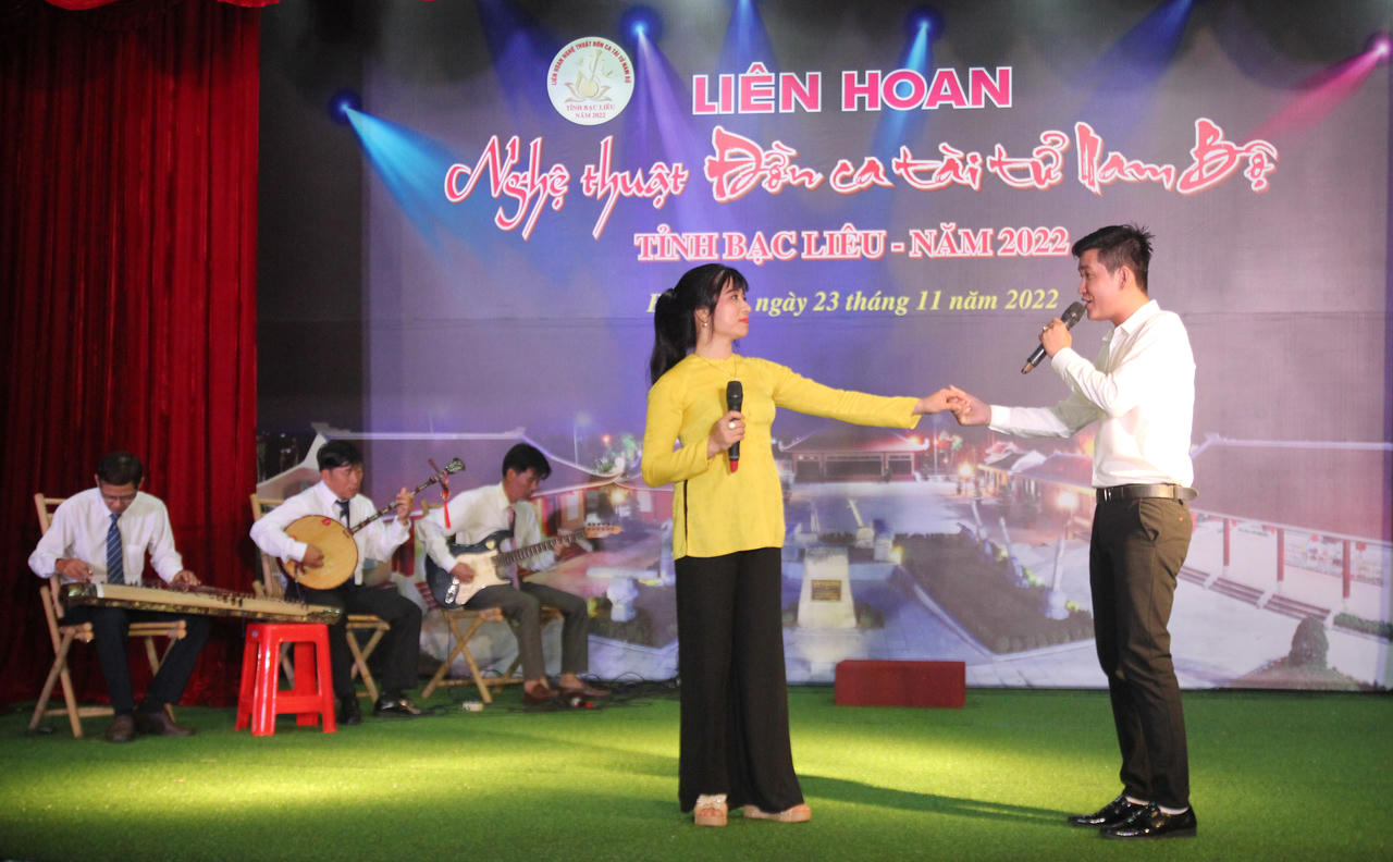 Đờn ca tài tử gắn bó máu thịt với đời sống người dân Nam Bộ