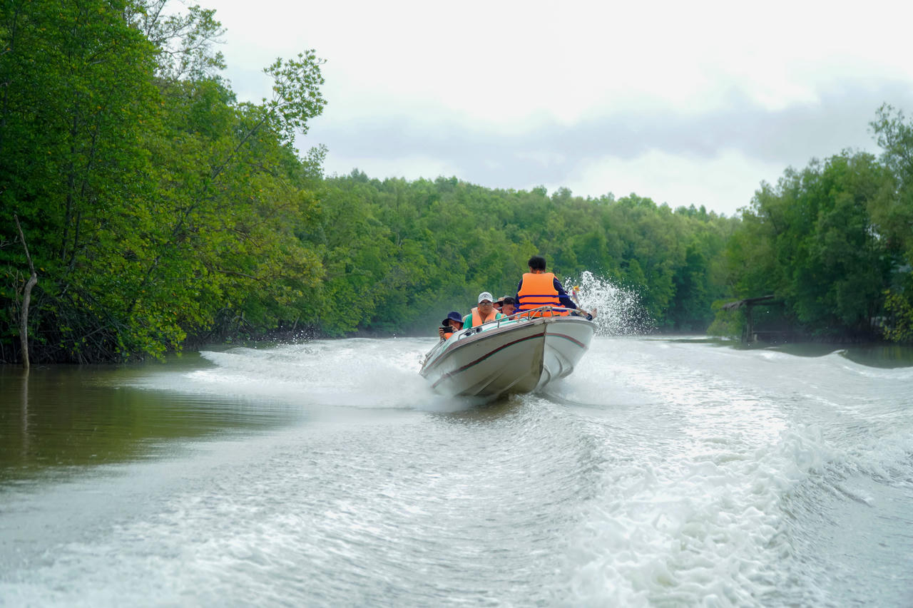 Mời doanh nghiệp lữ hành xúc tiến Du lịch Cà Mau