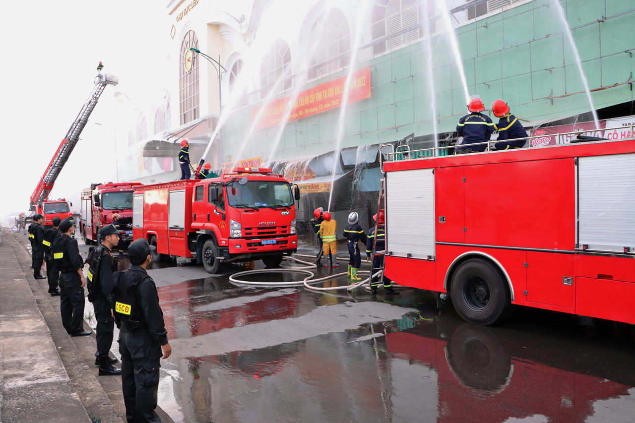 Bảo vệ tuyệt đối an toàn cho Nhân dân vui Xuân, đón Tết ở Bạc Liêu