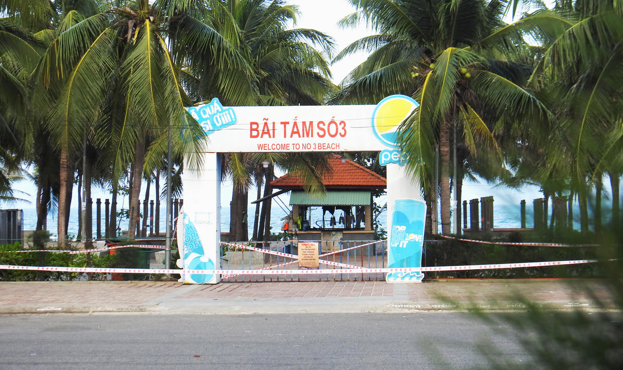 Đà Nẵng vắng lặng sau khi tạm dừng nhiều hoạt động để phòng, chống dịch Covid-19