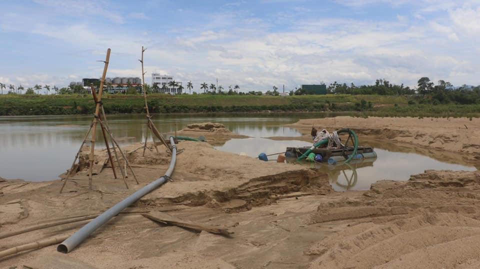 Công an thành phố Quảng Ngãi truy quét cát tặc