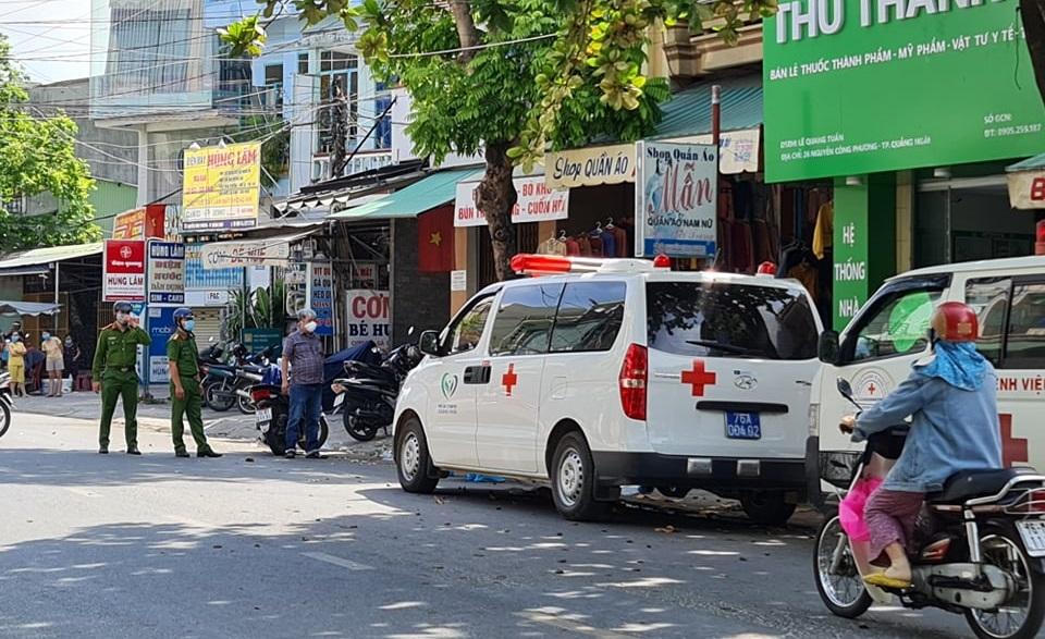 TP Quảng Ngãi phong tỏa các khu vực liên quan đến 2 ca dương tính với SARS-CoV-2 