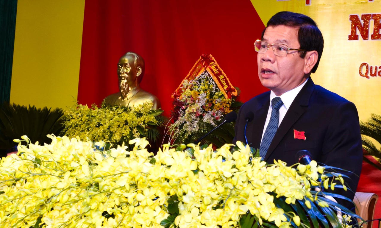 Chủ tịch Quảng Ngãi phê bình lãnh đạo địa phương, Sở TN-MT chậm xin lỗi nhân dân