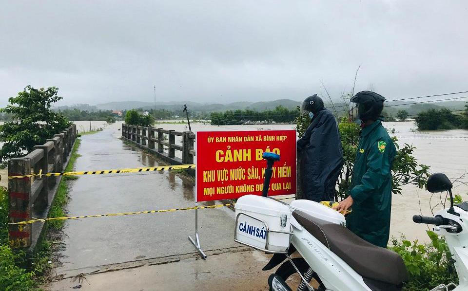 Quảng Ngãi di dời, sơ tán hơn 800 hộ dân đến nơi an toàn