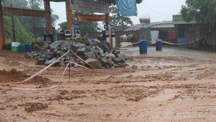 Sạt lở đường cao tốc Quảng Nam và huyện Nam Trà My