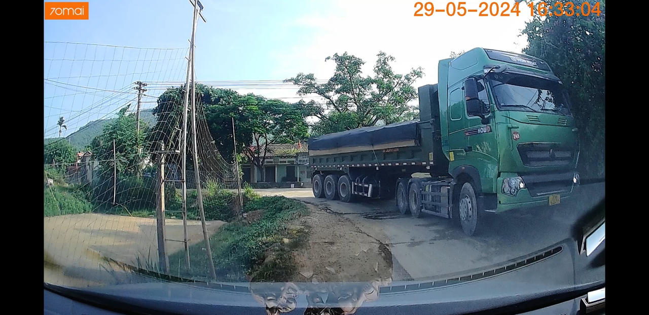 Lương Sơn (Hòa Bình): Cần làm rõ hoạt động bạt đồi, khai thác đất tại xã Liên Sơn