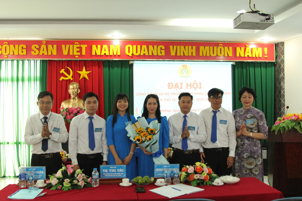 Công đoàn Trường Cao đẳng Luật Miền Nam tổ chức thành công Đại hội nhiệm kỳ 2023 – 2028