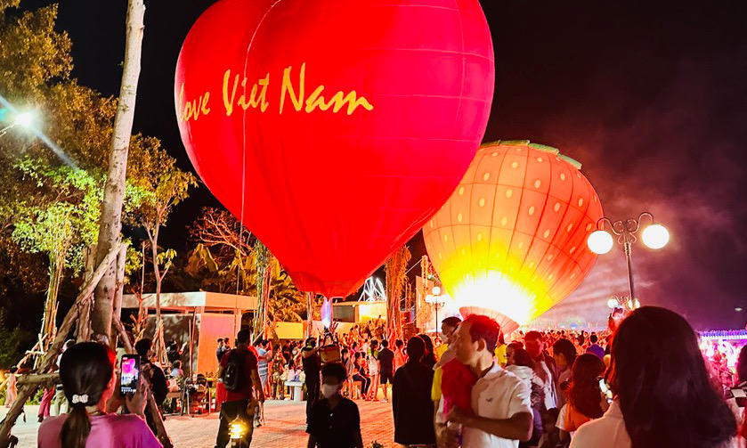 Cần Thơ dự kiến đón 500 ngàn lượt khách đến tham quan Lễ hội khinh khí cầu năm 2023