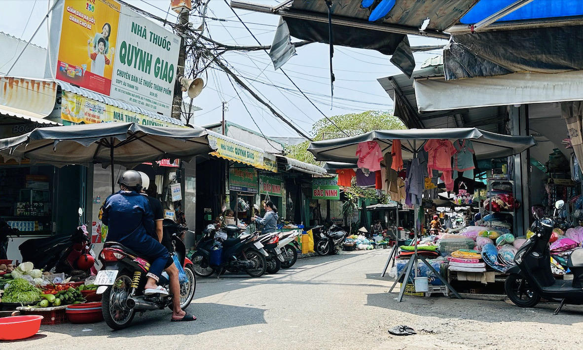 Chấn chỉnh tình trạng kinh doanh 'bát nháo' tại các chợ truyền thống ở TP Cần Thơ 