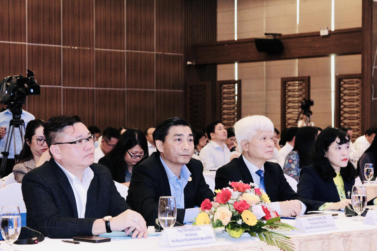 Khơi thông 'điểm nghẽn' để giảm chi phí logistics cho vùng ĐBSCL