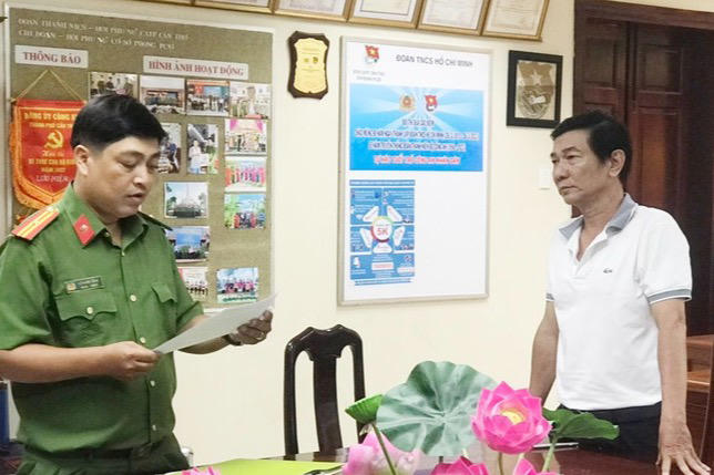 Cần Thơ: Bắt đối tượng làm giả con dấu nhằm chiếm đoạt tài sản