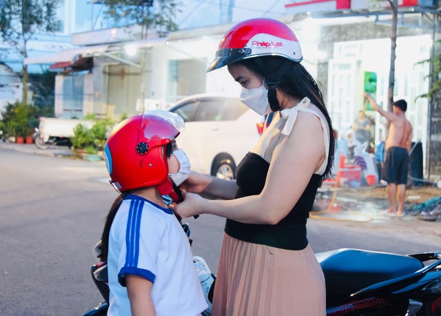 Xây dựng văn hoá giao thông học đường: Giáo dục từ phụ huynh vẫn là yếu tố cốt lõi