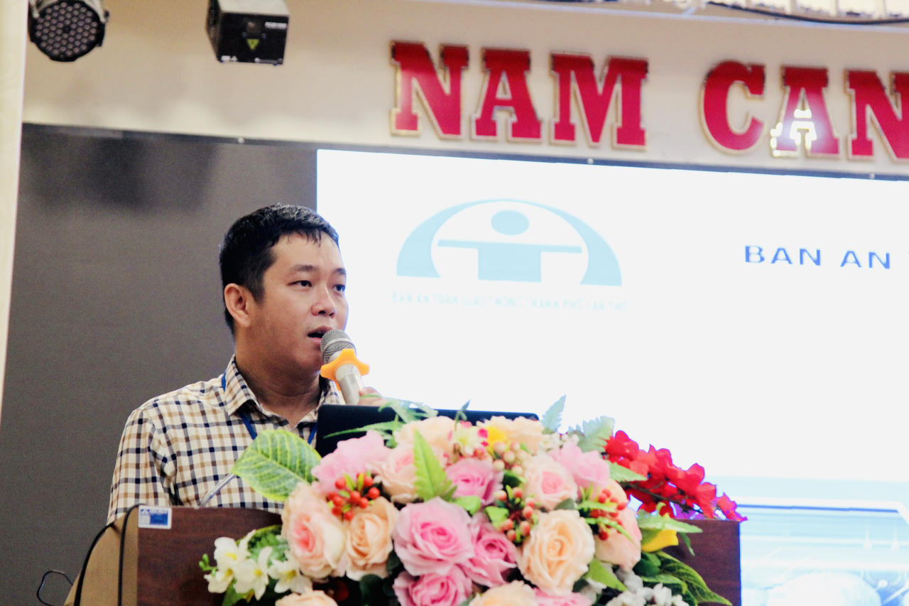 Tuyên truyền pháp luật về an toàn giao thông cho sinh viên tại Cần Thơ