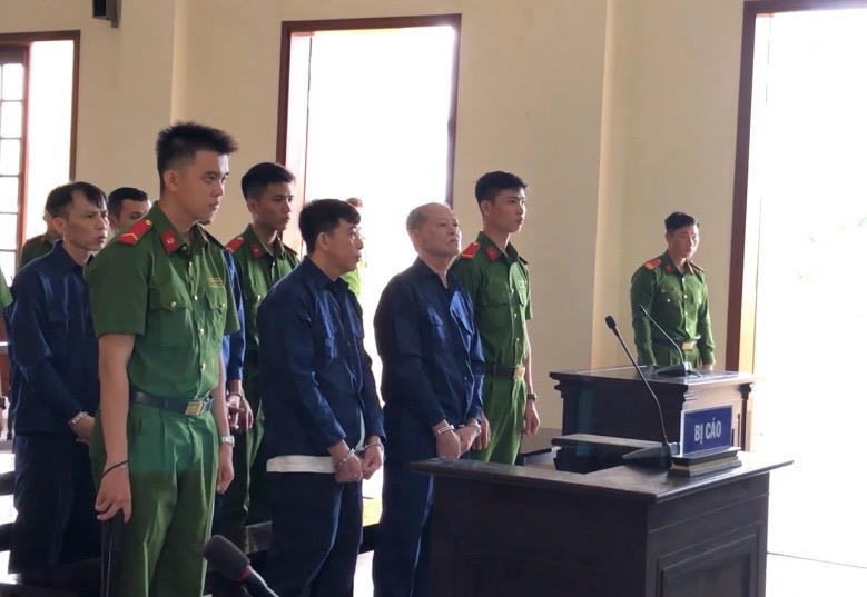 Hoãn xử vụ cựu phó chủ tịch huyện gây thiệt hại ngân sách nhà nước