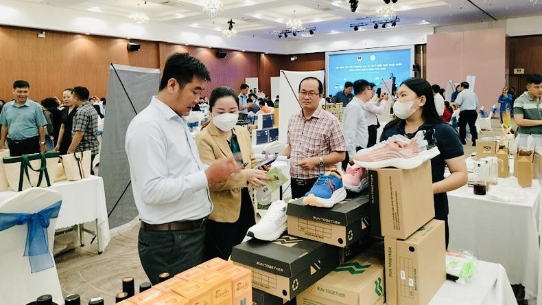 Bàn giải pháp thúc đẩy thương mại, xuất nhập khẩu vùng ĐBSCL