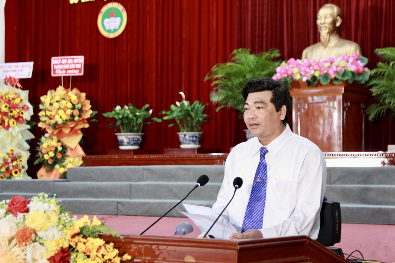 18 Nhà giáo ở Cần Thơ được nhận Bằng khen của Thủ tướng