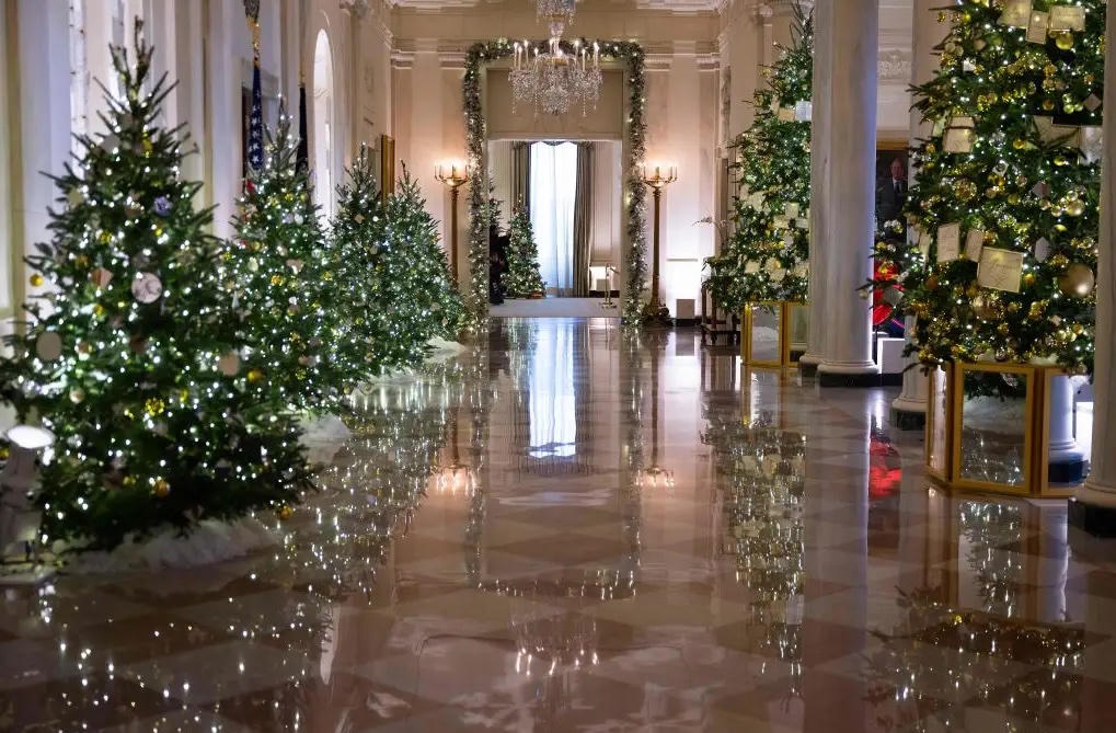 Khám phá trang hoàng lộng lẫy để đón Giáng sinh 2022 ở Nhà Trắng