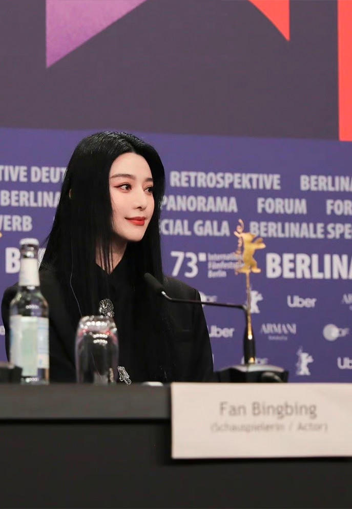 Phạm Băng Băng tái xuất sau 5 năm cấm sóng