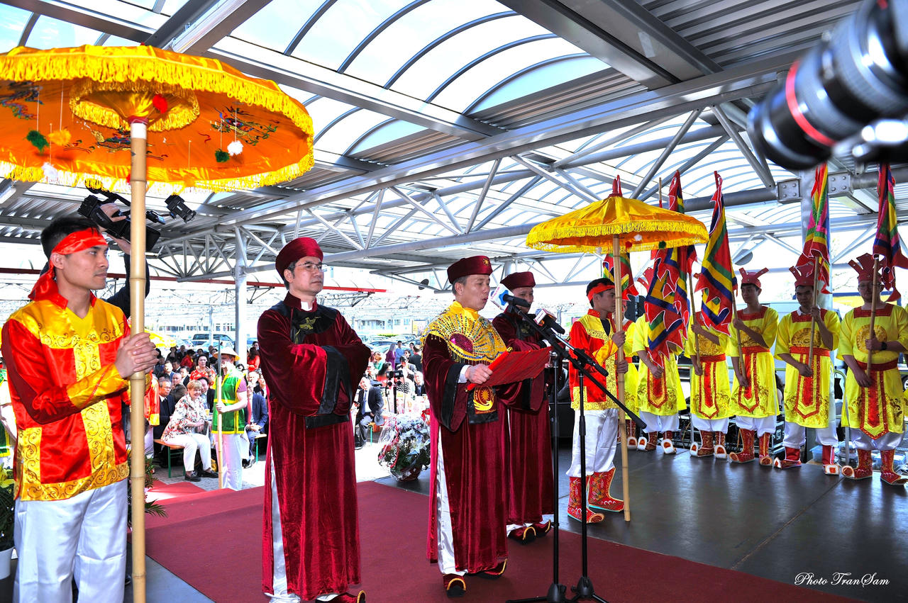 Khai mạc Đại lễ Giỗ Tổ Hùng Vương – 2023 tại CHLB Đức