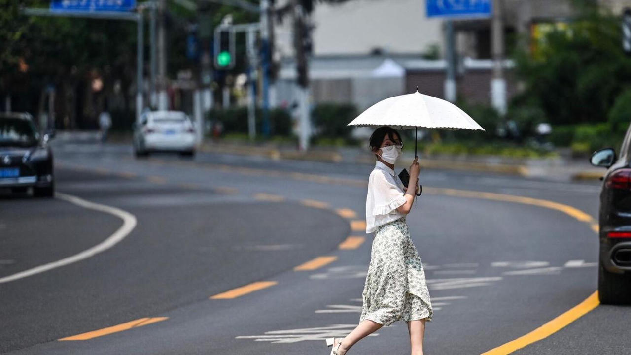 Thượng Hải trải qua ngày tháng 5 nóng nhất trong vòng 100 năm