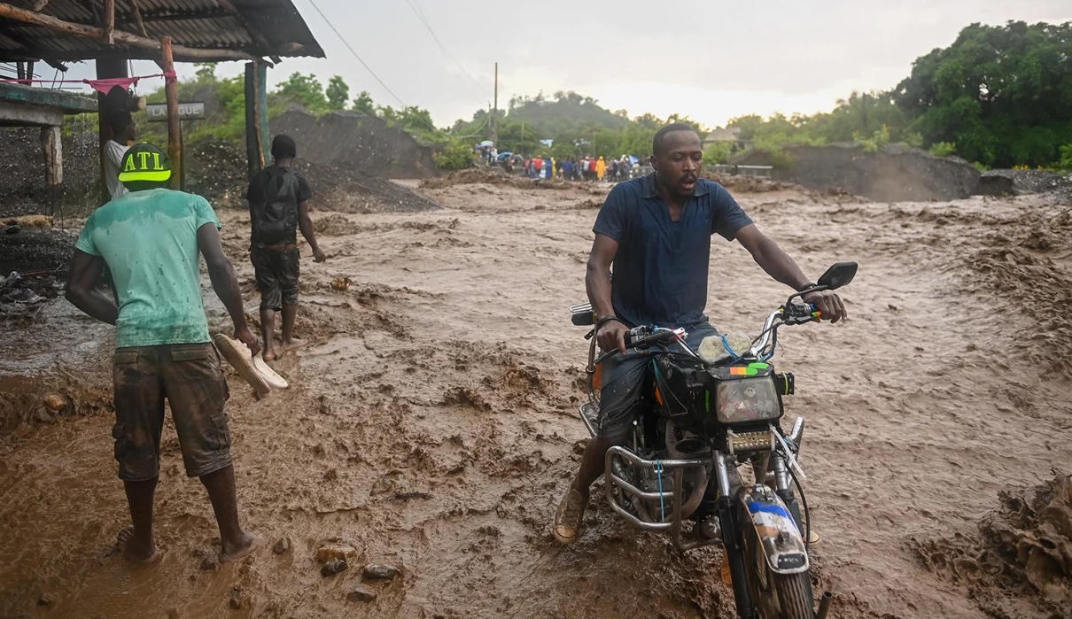 Ít nhất 42 người thiệt mạng và hàng nghìn người phải sơ tán ở Haiti