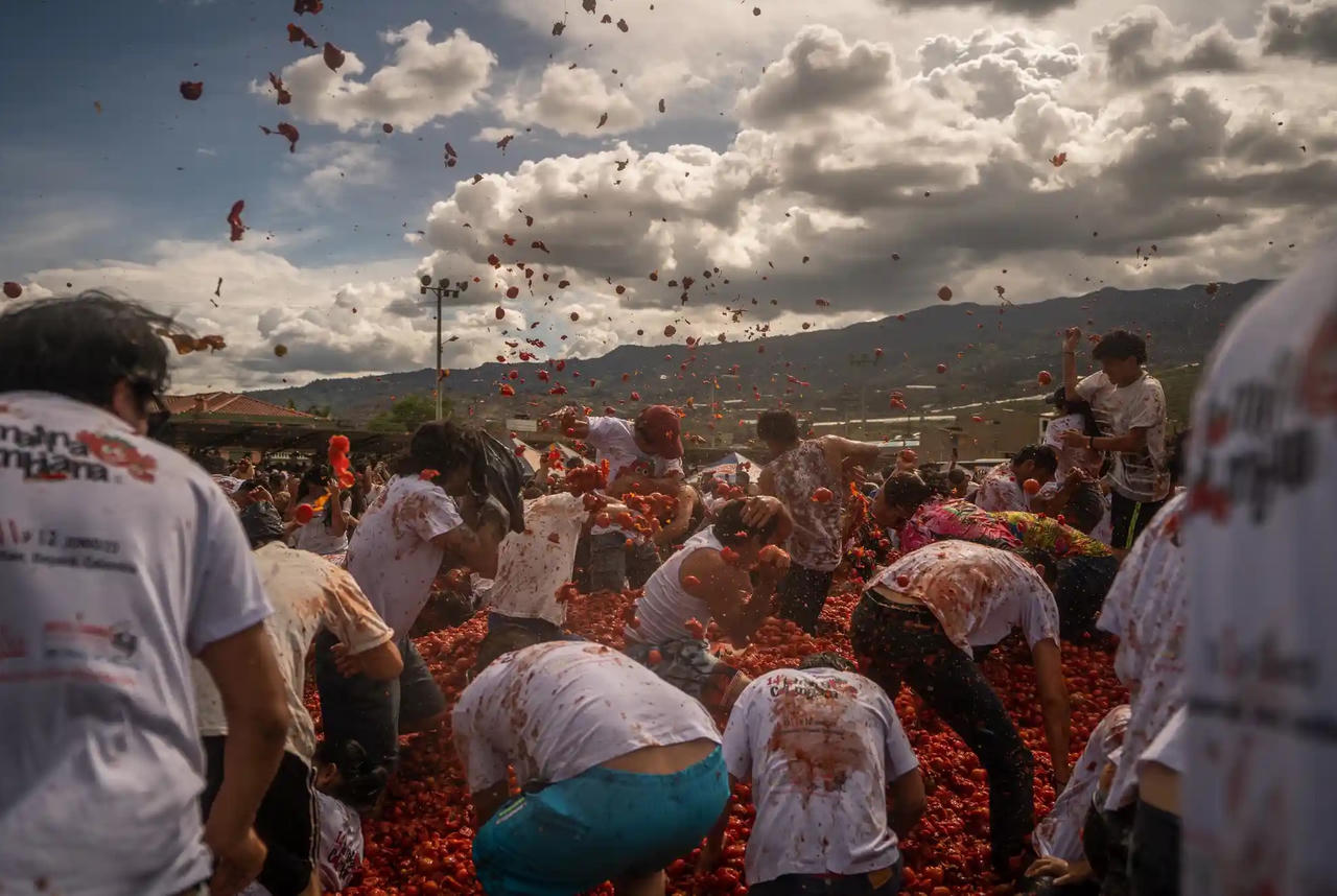 Hình ảnh Lễ hội Cà chua nổi tiếng nhất thế giới tại Columbia