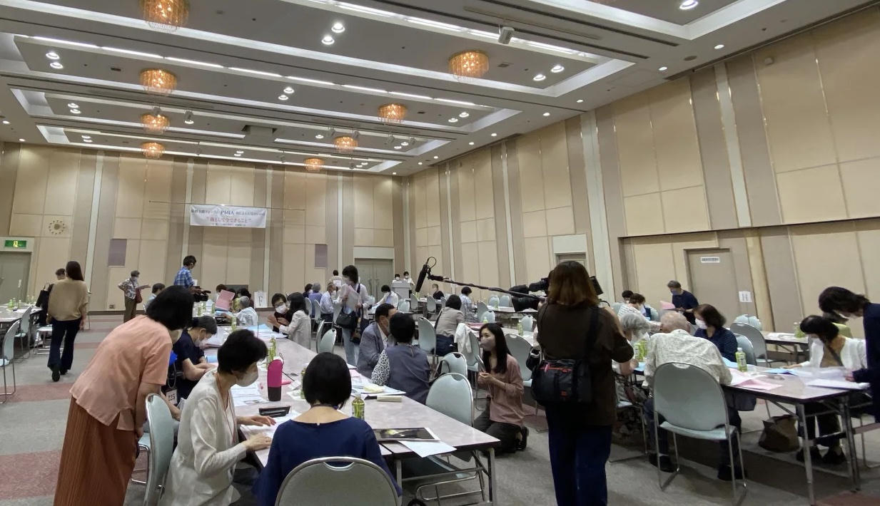 Phụ huynh Nhật Bản tham dự omani tìm bạn đời cho con 