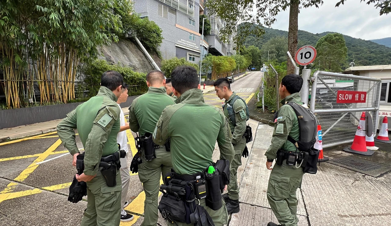 Nam sinh Hồng Kông ‘ăn lá cây, uống nước suối’ suốt 7 ngày lạc trong công viên