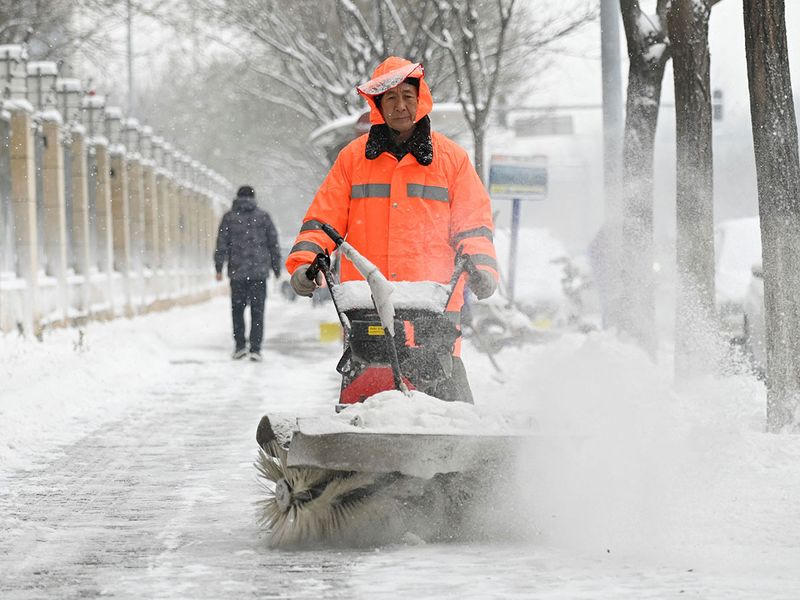 Giá rét kỷ lục bao trùm nhiều nơi ở Trung Quốc