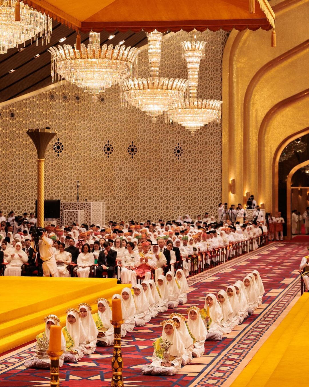 Cận cảnh đám cưới thế kỷ của Hoàng tử Brunei