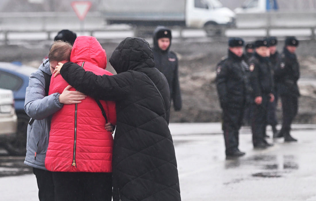 Người dân Nga tưởng niệm các nạn nhân vụ khủng bố nhà hát