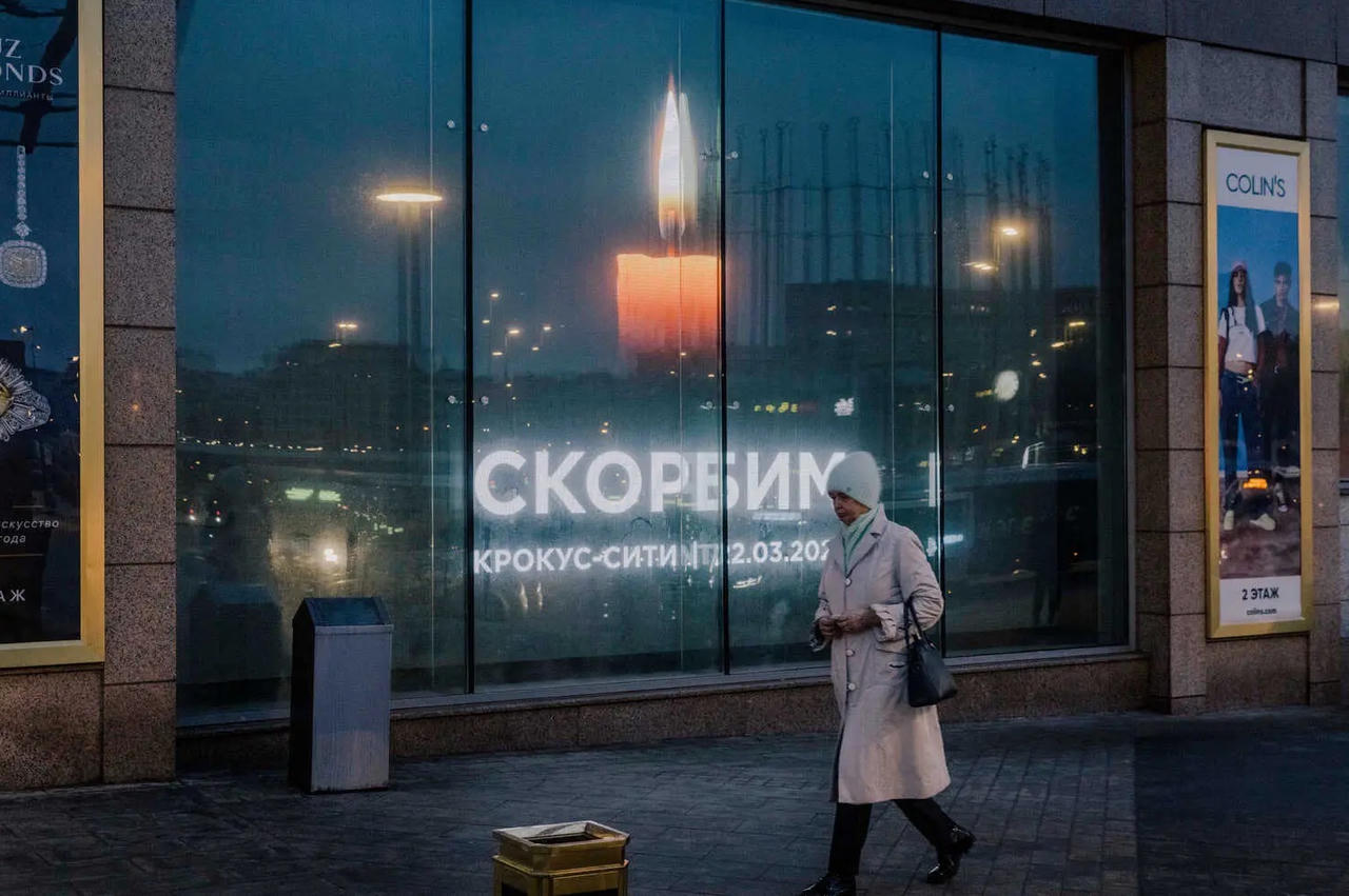 Người dân Nga tưởng niệm các nạn nhân vụ khủng bố nhà hát