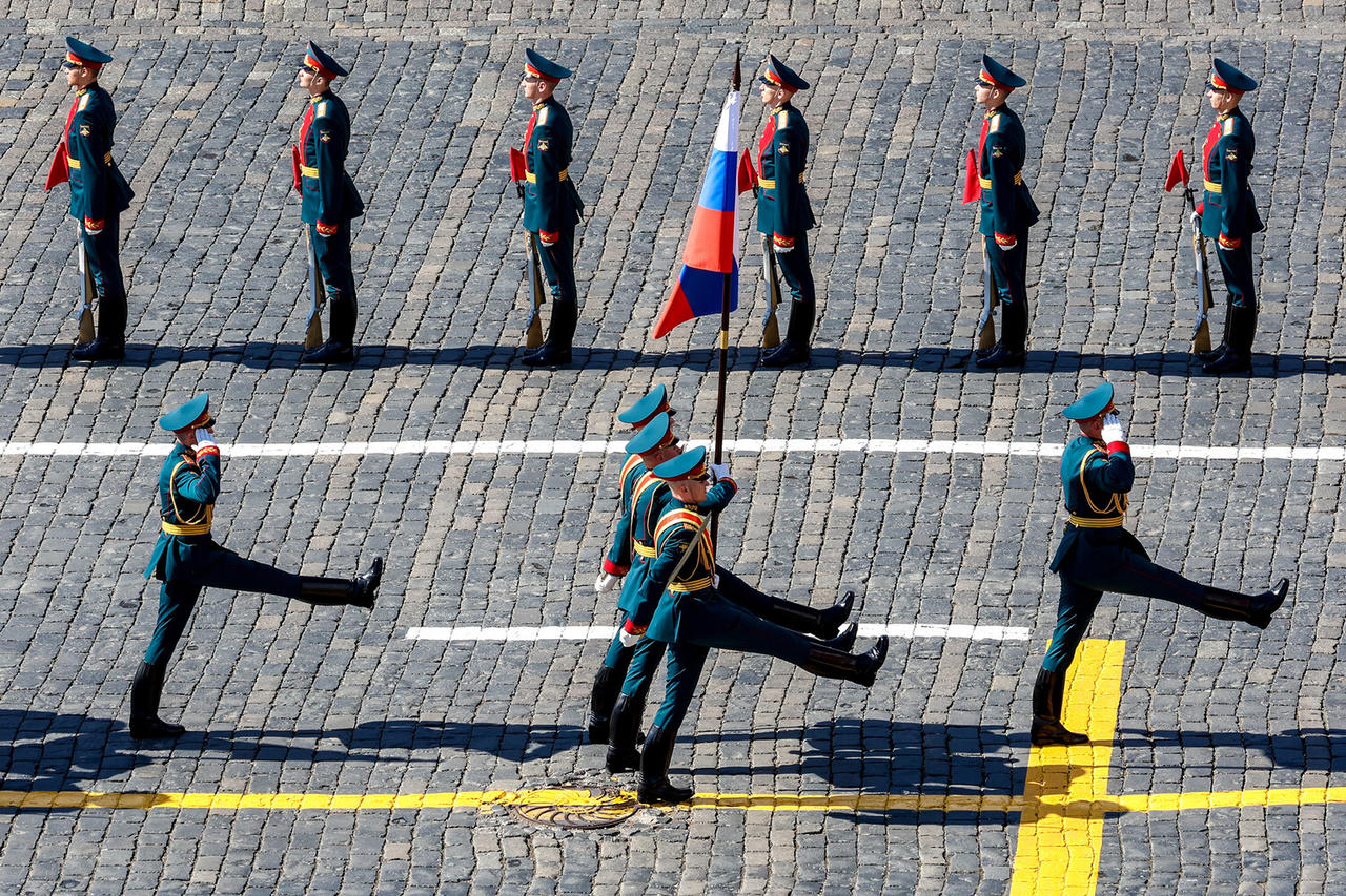 Xem Nga rầm rộ diễn tập duyệt binh mừng Ngày Chiến thắng trên Quảng trường Đỏ