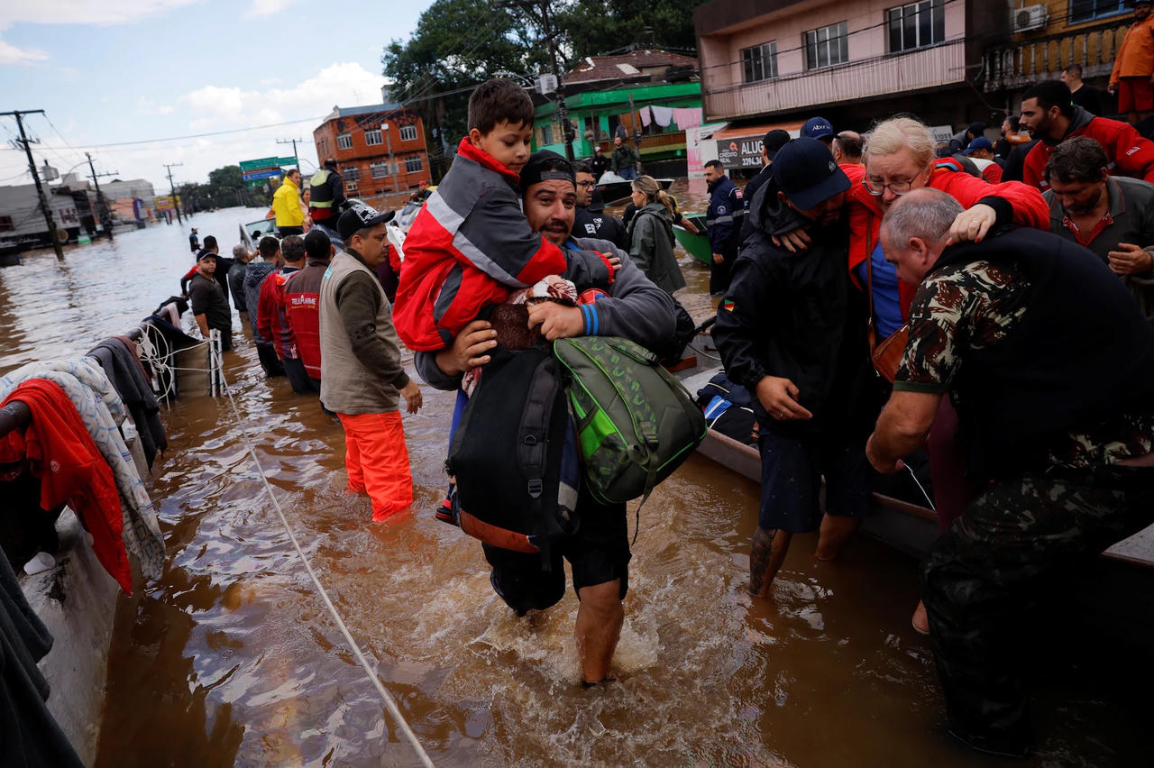 Số người thiệt mạng vì mưa lũ ở miền nam Brazil tăng lên 78